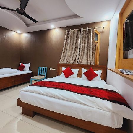 Hotel Royal Afghan Ню Делхи Екстериор снимка