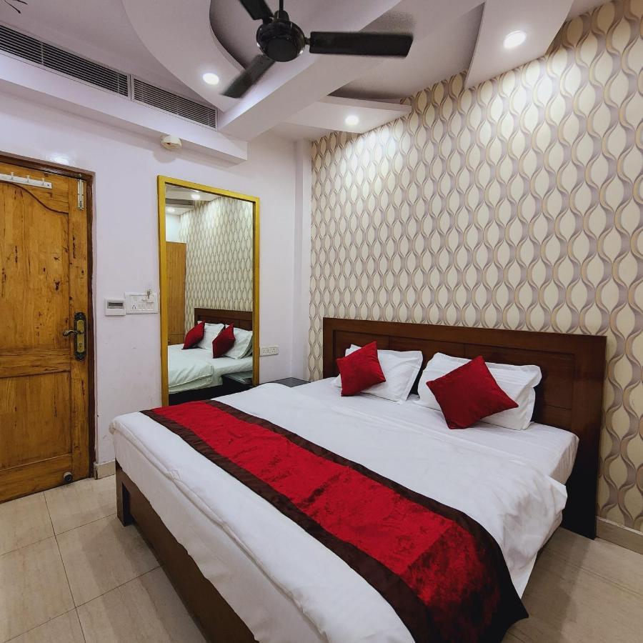 Hotel Royal Afghan Ню Делхи Екстериор снимка