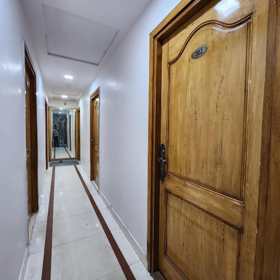 Hotel Royal Afghan Ню Делхи Екстериор снимка