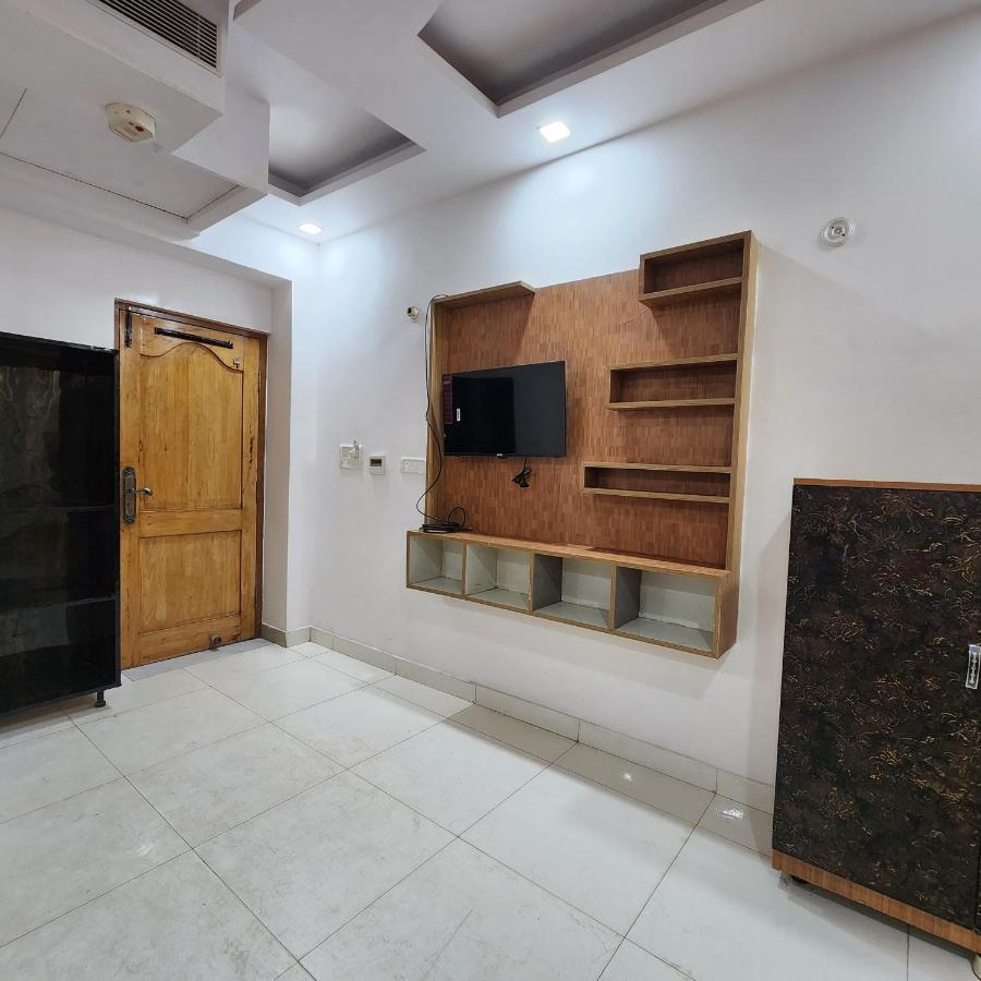 Hotel Royal Afghan Ню Делхи Екстериор снимка